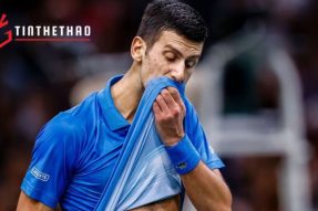 Djokovic để thua tay vợt 19 tuổi ở Paris Masters một cách đáng tiếc