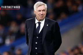 HLV Carlo Ancelotti thừa nhận rằng Man City là đối thủ mạnh nhất