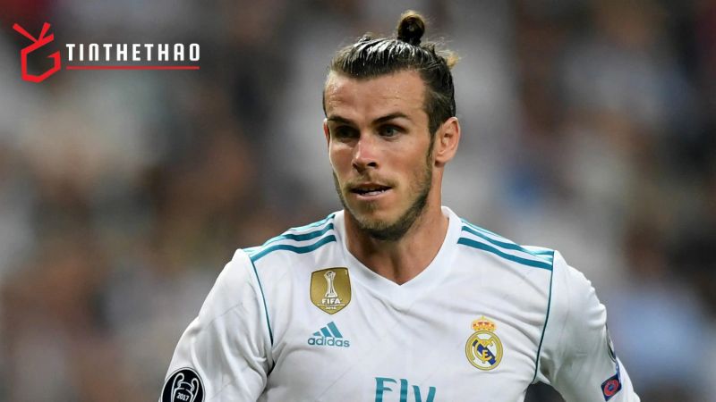 CĐV Real nổi nóng tấn công xe của Bale